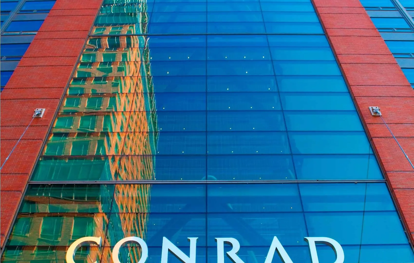 Conrad New York Downtown Hotel