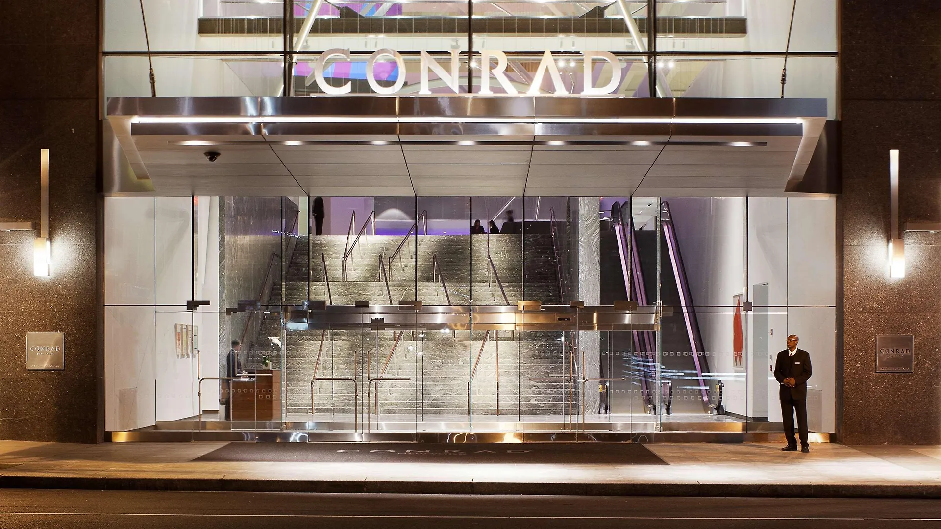 Conrad New York Downtown Hotel